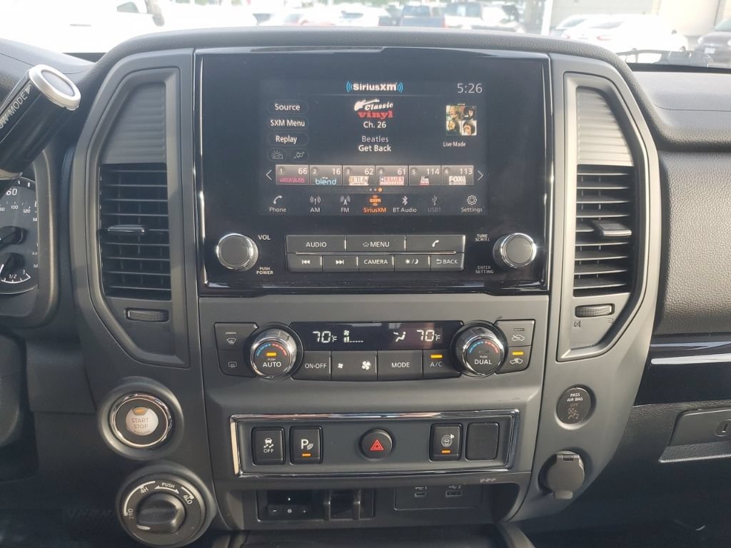 Used 2024 Nissan Titan SV w/ SV Convenience Package AWD/4WD image 21