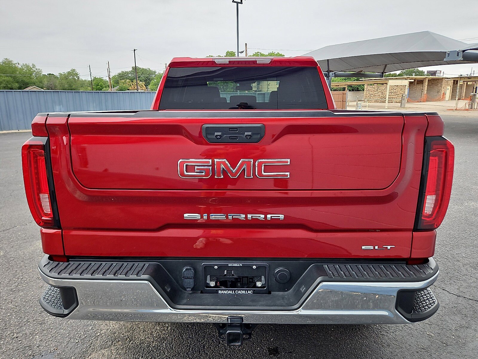 Used 2023 GMC Sierra 1500 SLT RWD image 4