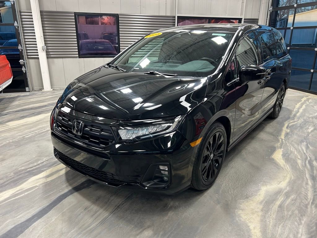 Used 2025 Honda Odyssey Sport-L image 4