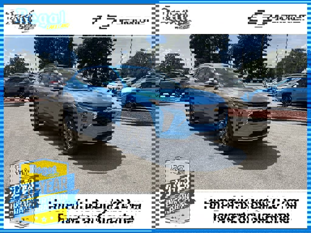 New 2025 Chevrolet Trax LT w/ Driver Confidence Package