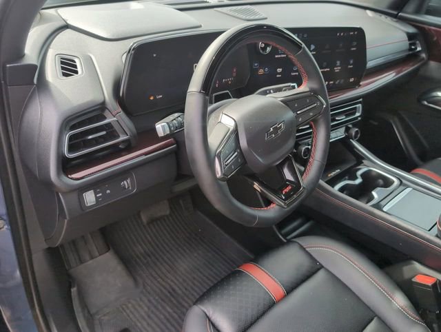 Used 2025 Chevrolet Traverse RS w/ LPO, Floor Liner Package image 16