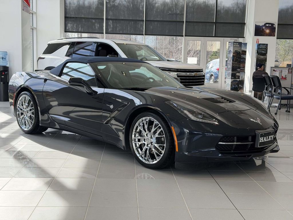 Used 2014 Chevrolet Corvette Stingray Convertible w/ Battery Protection Package image 2