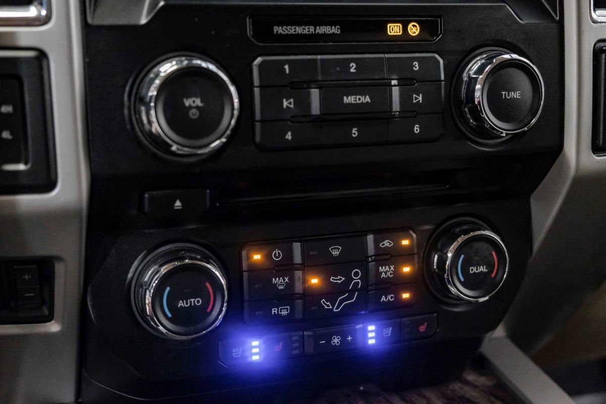 Used 2018 Ford F250 Lariat w/ Lariat Ultimate Package image 28