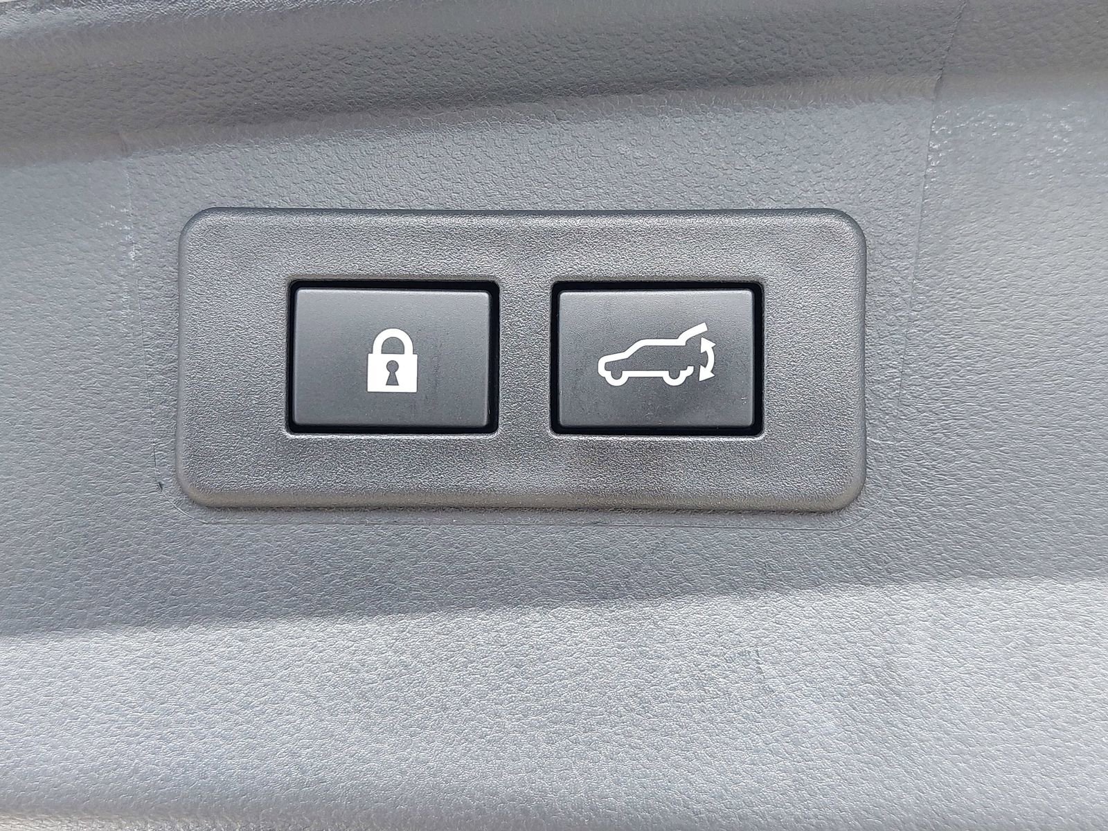 Certified 2023 Subaru Outback Premium image 13