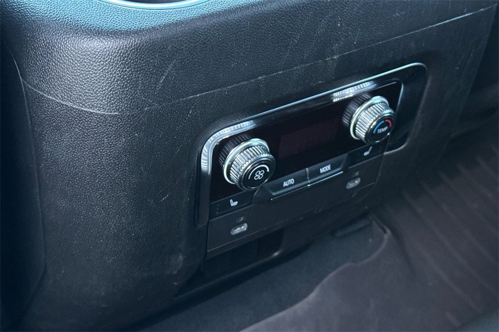 Certified 2024 GMC Yukon XL AT4 image 14