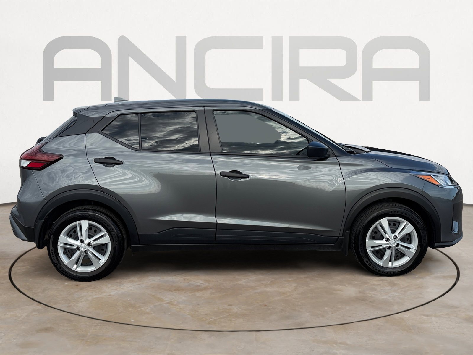 Used 2025 Nissan Kicks Play S image 12