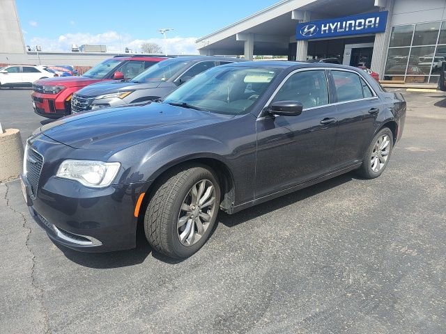 Used 2015 Chrysler 300 Limited