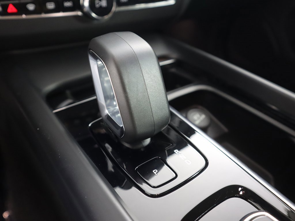 Used 2023 Volvo XC60 B5 Plus w/ Climate Package image 55