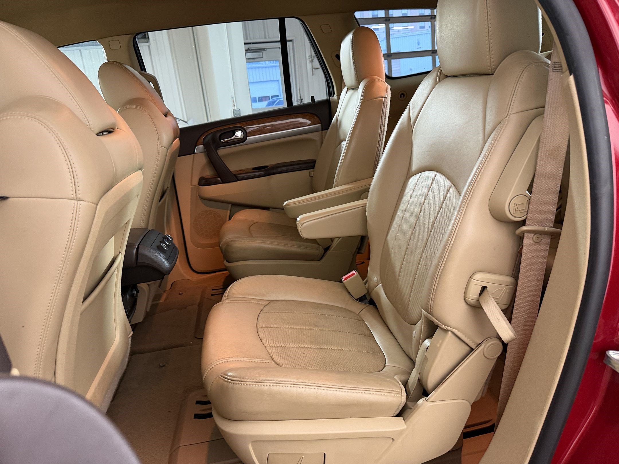 Used 2012 Buick Enclave Leather AWD/4WD image 19