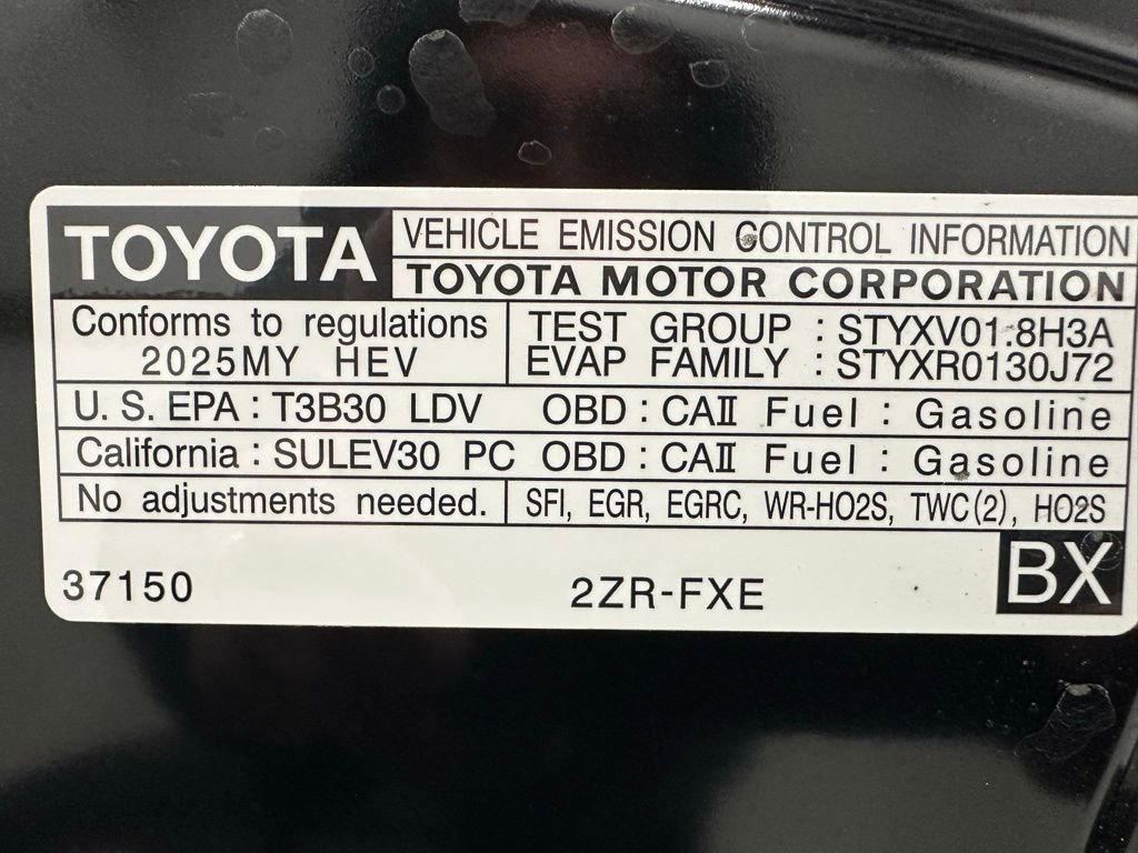 Used 2025 Toyota Corolla LE image 66