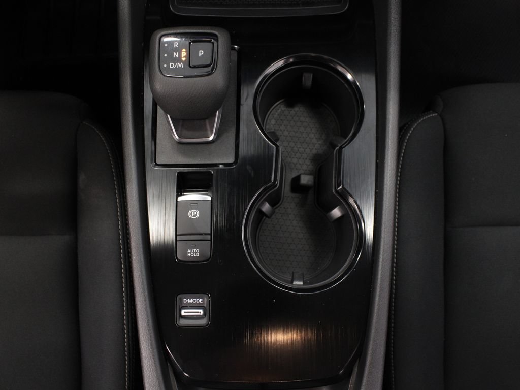 Used 2023 Nissan Rogue S FWD image 24
