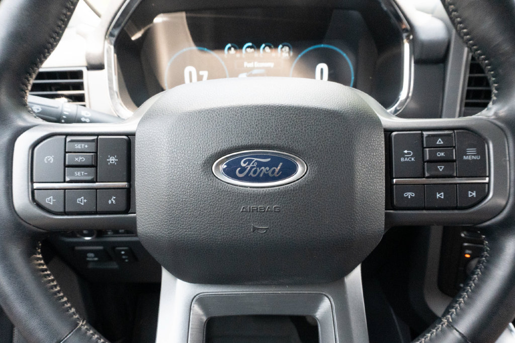 Used 2022 Ford F150 Lariat w/ Max Trailer Tow Package AWD/4WD image 21