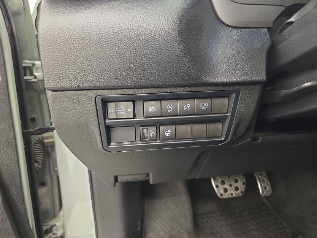 Used 2023 Toyota Tundra SR5 w/ TRD Off-Road Package AWD/4WD image 32