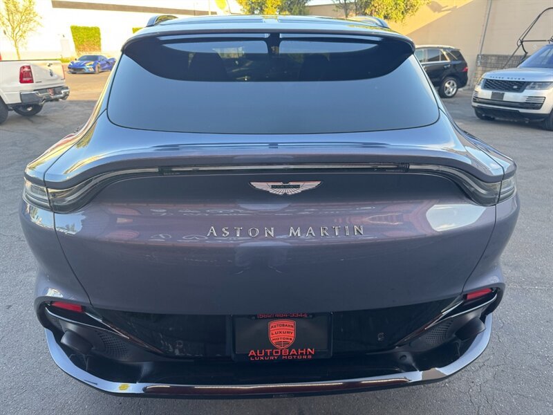 Used 2022 Aston Martin DBX AWD/4WD image 10