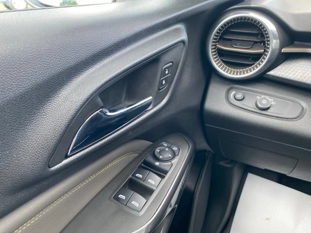 Used 2024 Chevrolet Trax ACTIV FWD image 14