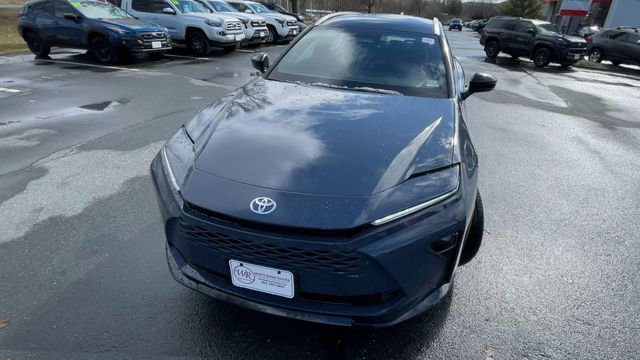 New 2026 Toyota Crown Signia AWD/4WD image 3