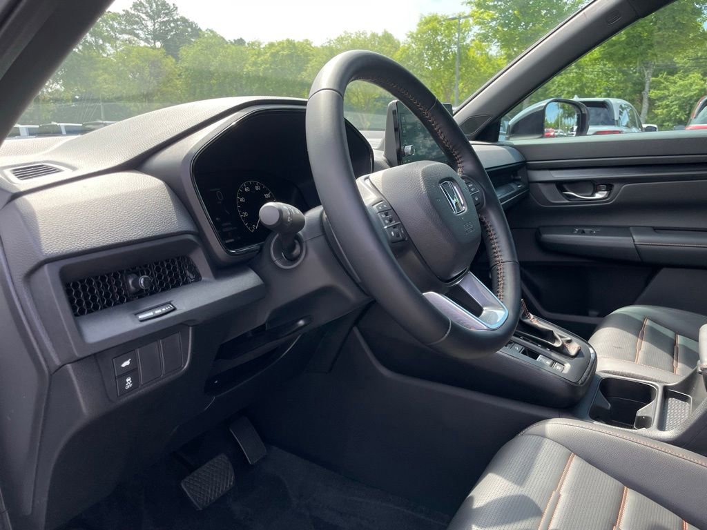 Used 2025 Honda CR-V Sport-L image 28