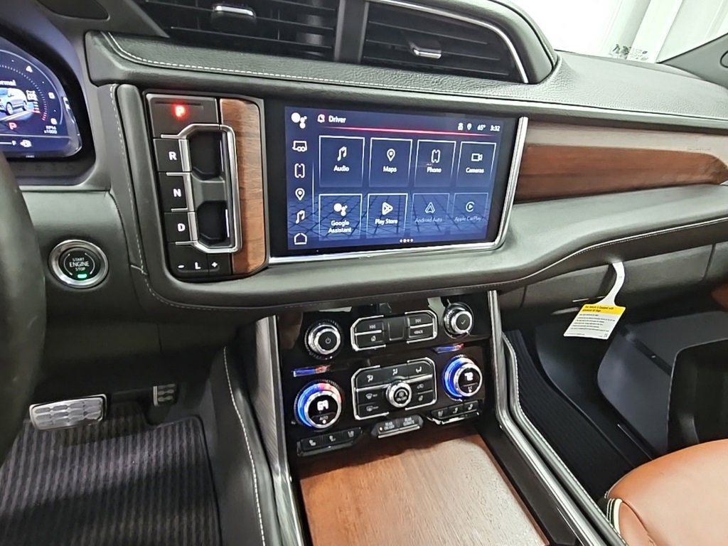 Certified 2024 GMC Yukon Denali Ultimate image 12