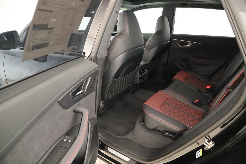 New 2026 Audi RS Q8 performance image 18