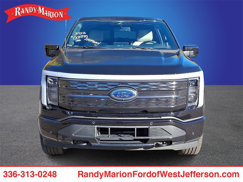 Used 2023 Ford F150 Lightning Platinum image 2