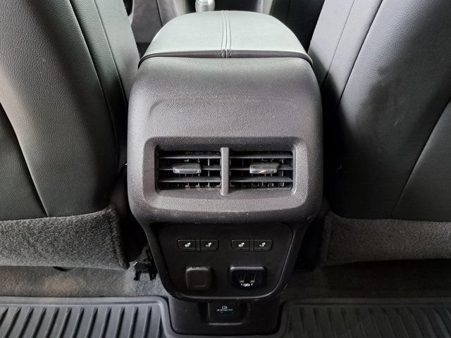 Used 2019 Chevrolet Equinox Premier FWD image 27