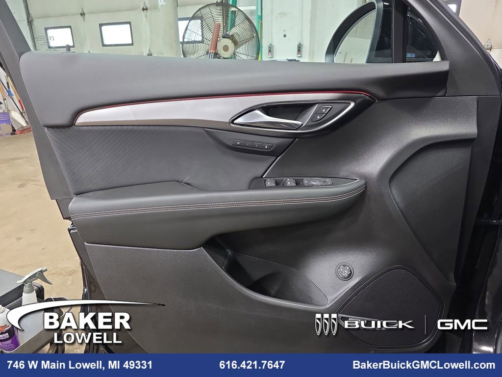 New 2026 Buick Envision Sport Touring image 28