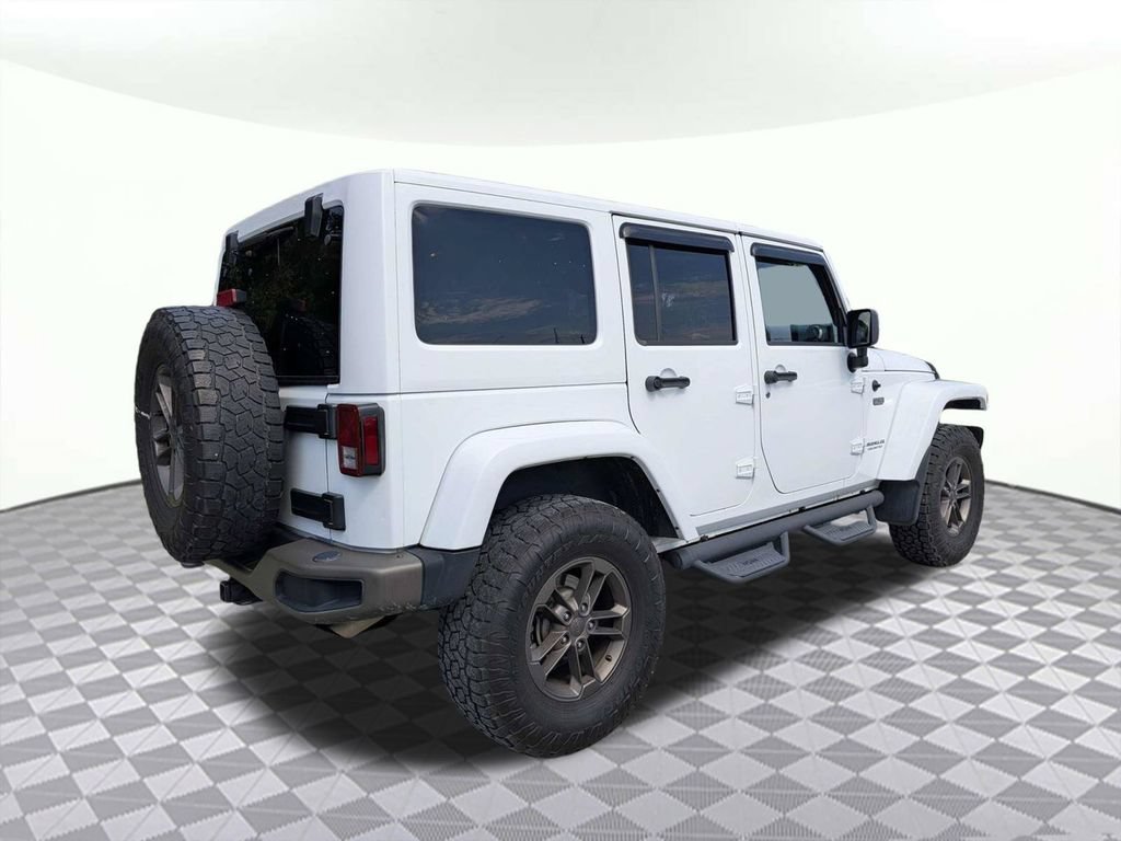 Used 2017 Jeep Wrangler Unlimited Sahara AWD/4WD image 3