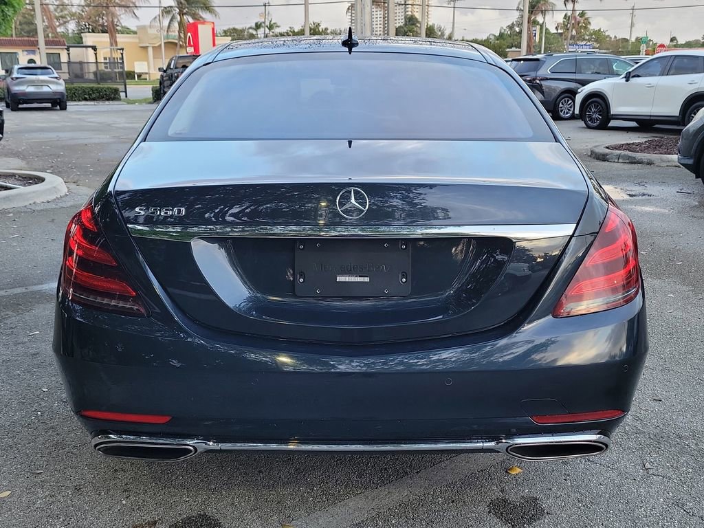 Used 2018 Mercedes-Benz S 560 Sedan image 7