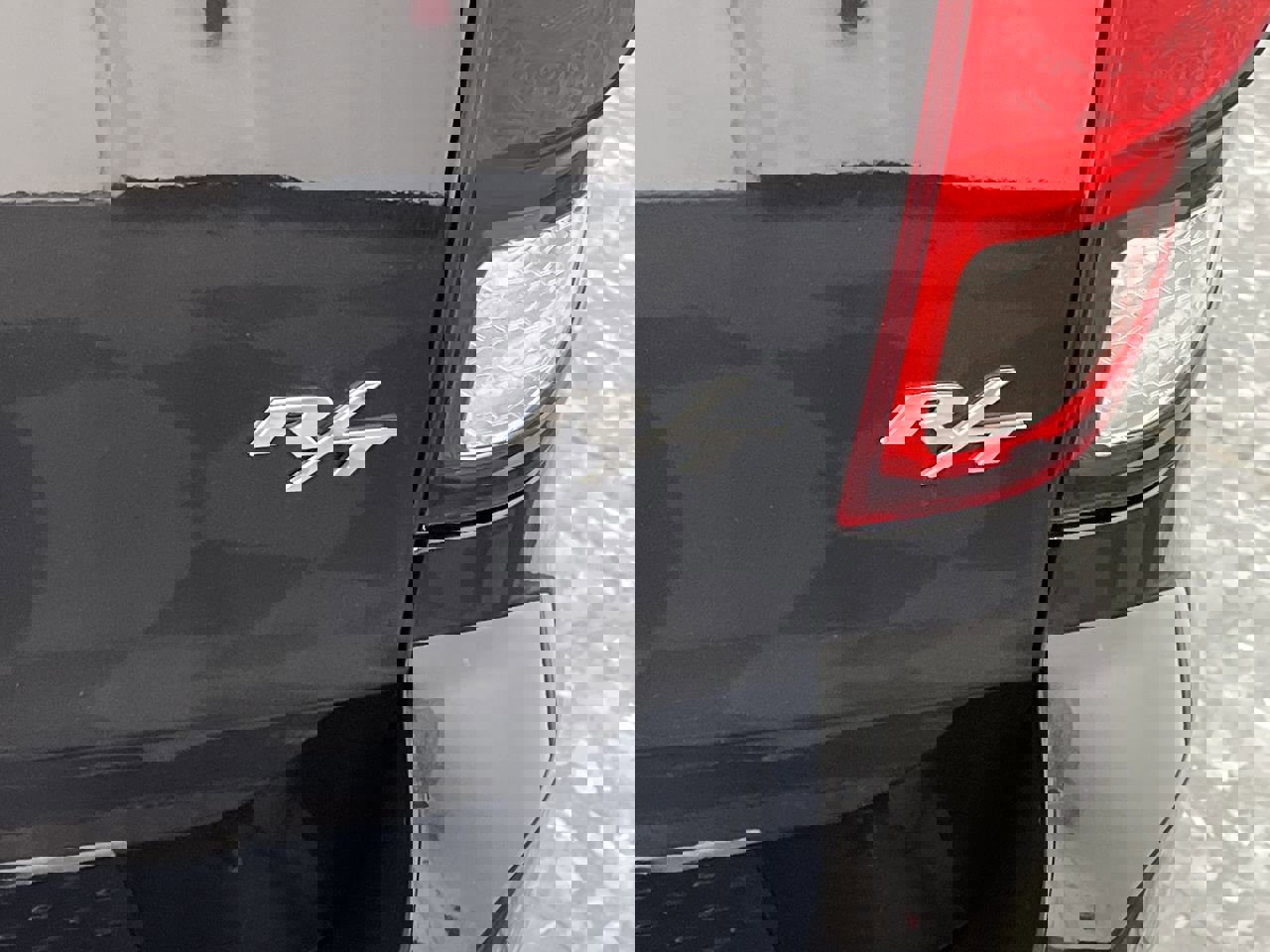 Used 2016 Dodge Grand Caravan R/T image 25