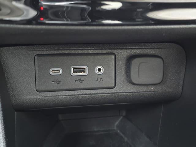 Used 2021 Buick Encore GX Select w/ Sport Touring Package image 23
