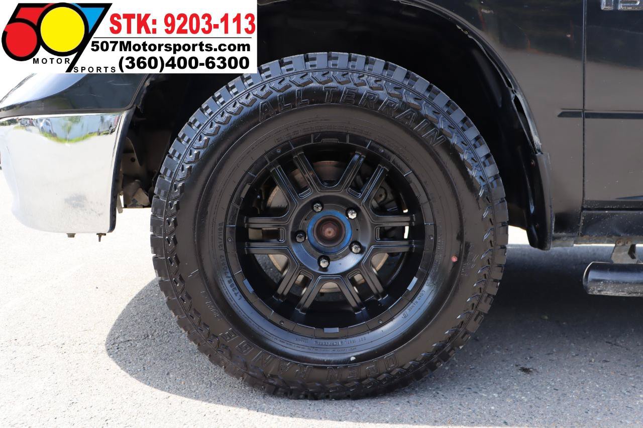 Used 2016 RAM 1500 Classic SLT AWD/4WD image 24