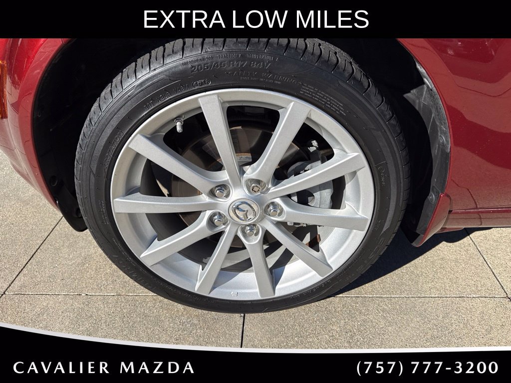 Used 2008 MAZDA MX-5 Miata Grand Touring w/ Premium Pkg RWD image 19