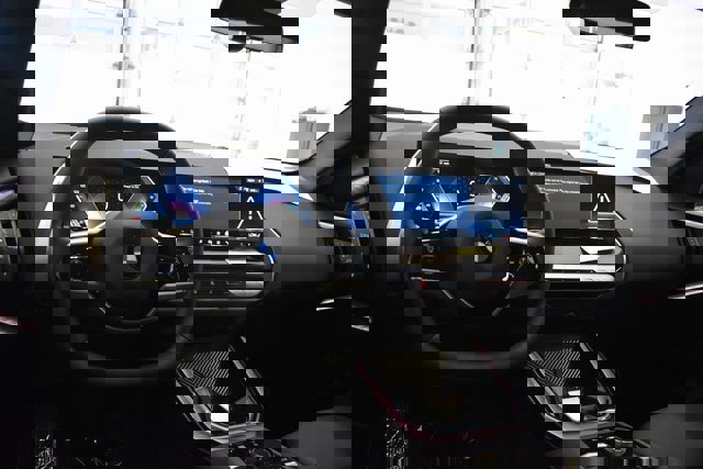 New 2025 BMW X3 xDrive30i w/ Convenience Package image 23