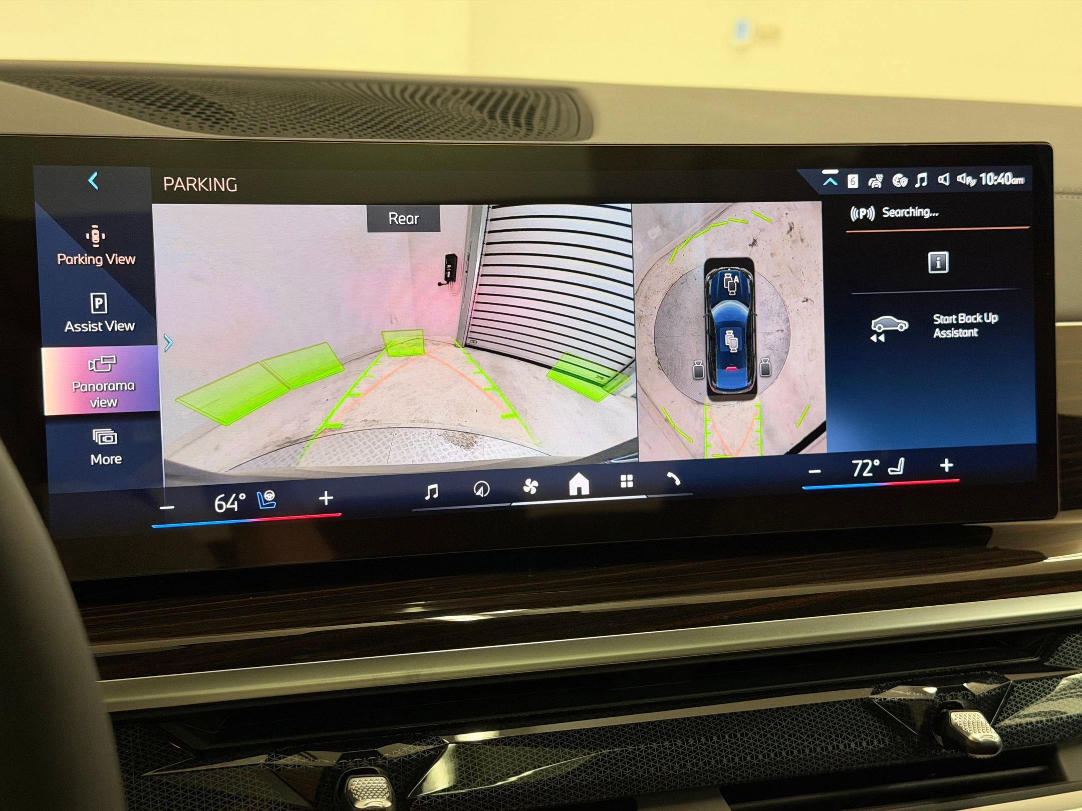 New 2026 BMW X6 xDrive40i w/ Climate Comfort Package image 26