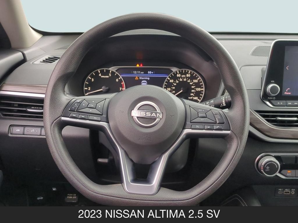 Used 2023 Nissan Altima 2.5 SV FWD image 12