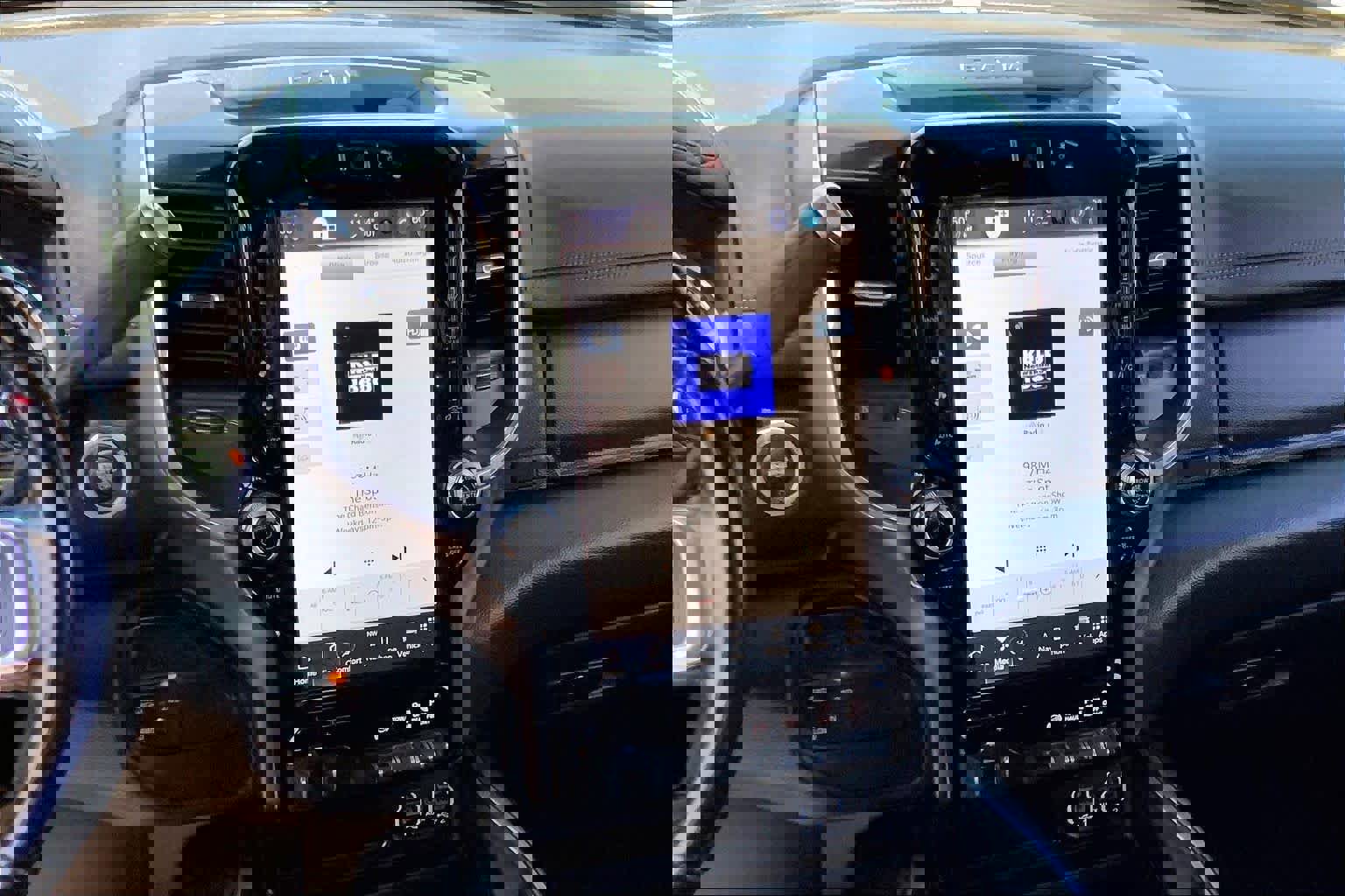 Used 2022 RAM 3500 Laramie image 7