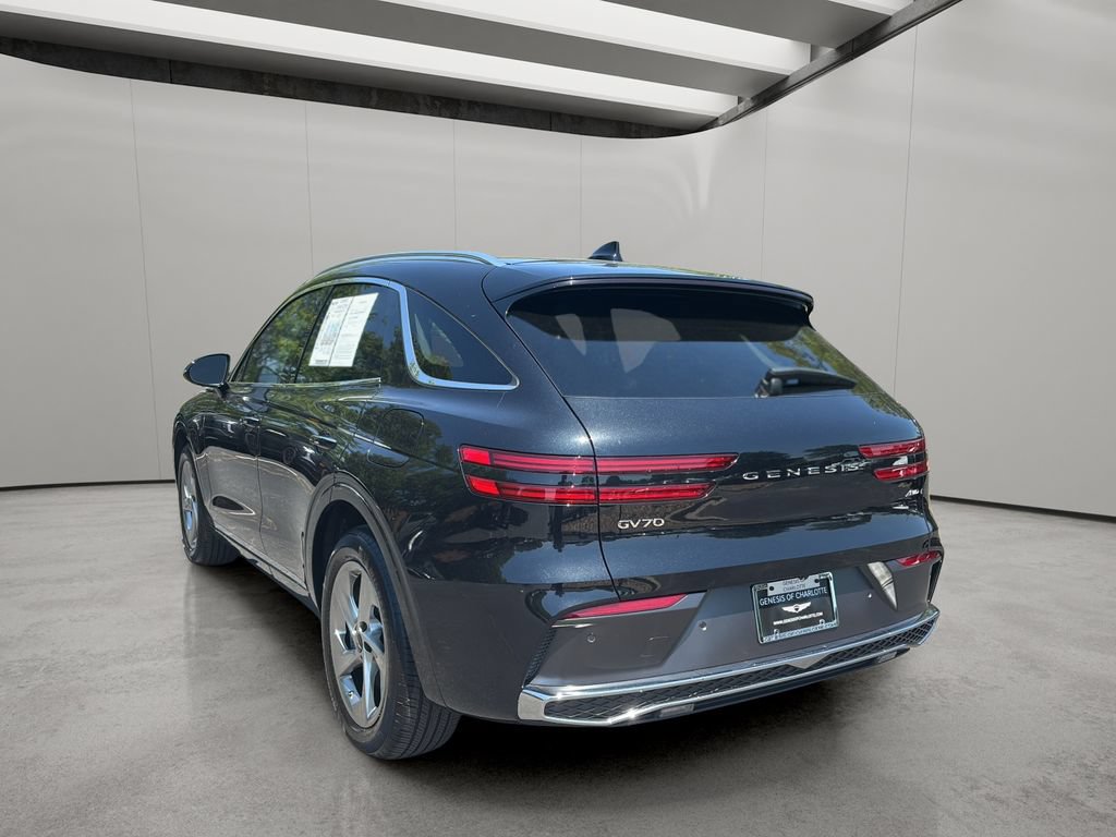 Certified 2026 Genesis GV70 2.5T AWD/4WD image 3