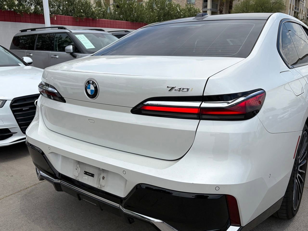 Used 2024 BMW 740i RWD image 4