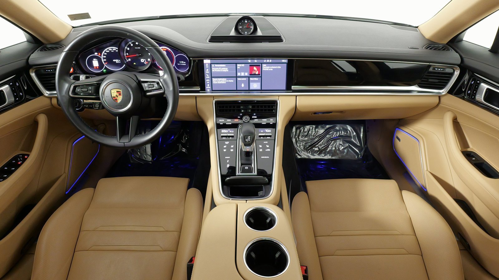 Used 2021 Porsche Panamera 4 image 40