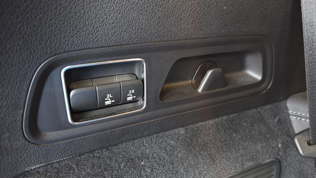 Used 2025 Mercedes-Benz GLS 63 AMG 4MATIC image 31