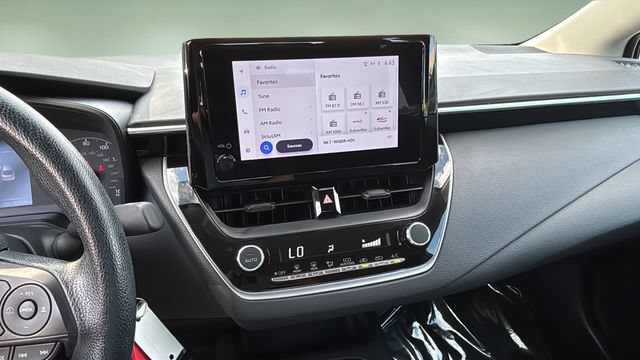 Used 2024 Toyota Corolla LE FWD image 25