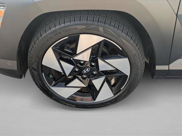 Used 2024 Hyundai Kona Limited FWD image 22