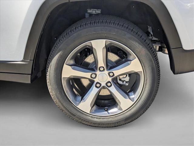 New 2026 Jeep Grand Cherokee Limited image 10