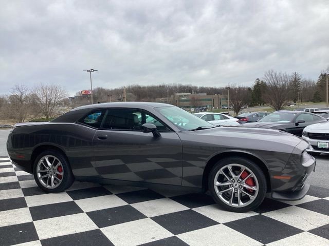 Used 2022 Dodge Challenger GT w/ Plus Package image 4