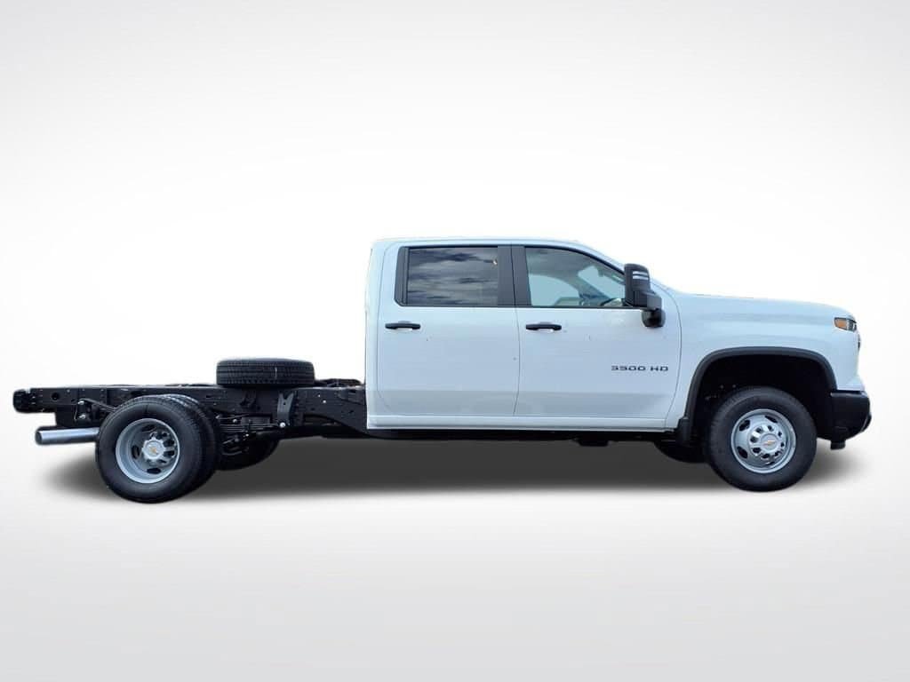 New 2026 Chevrolet Silverado 3500 W/T w/ WT Convenience Package AWD/4WD image 4