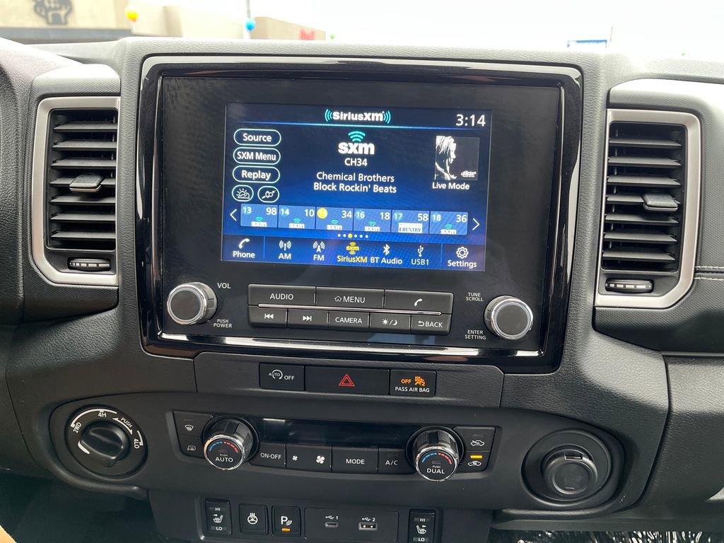 Used 2024 Nissan Frontier SV w/ SV Convenience Package image 26