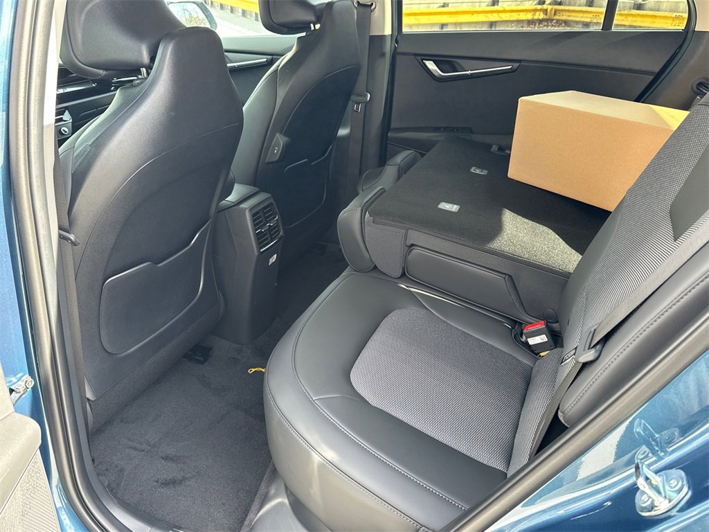 New 2025 Kia Niro Wind image 15