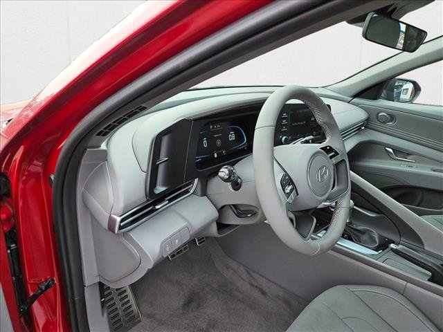 New 2025 Hyundai Elantra Sport image 3