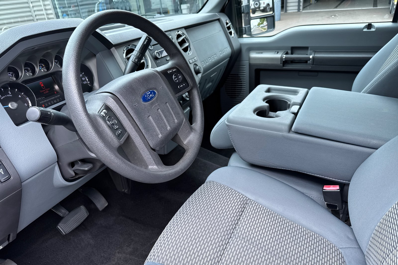 Used 2011 Ford F250 XLT w/ XLT Premium Pkg AWD/4WD image 10