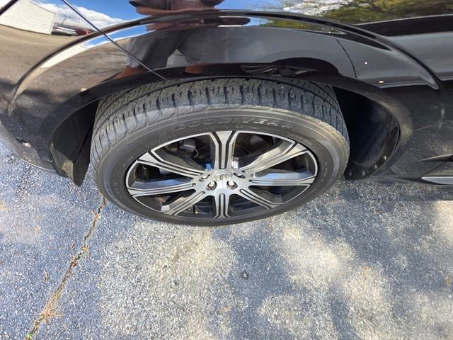 Used 2020 Volvo XC60 T5 Inscription w/ Protection Package Premier image 5